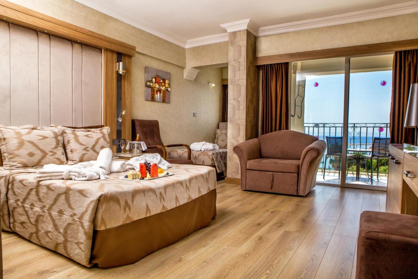 LAUR HOTELS Experience&Elegance Didim Exterior foto
